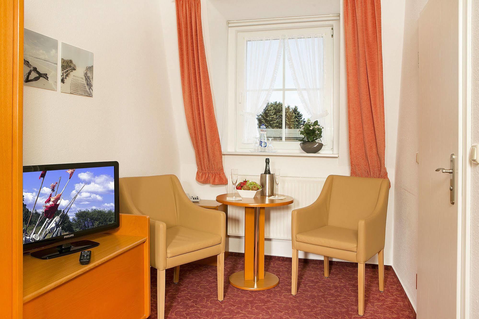 Ferienhotel Bernstein Трасенхайде Екстериор снимка