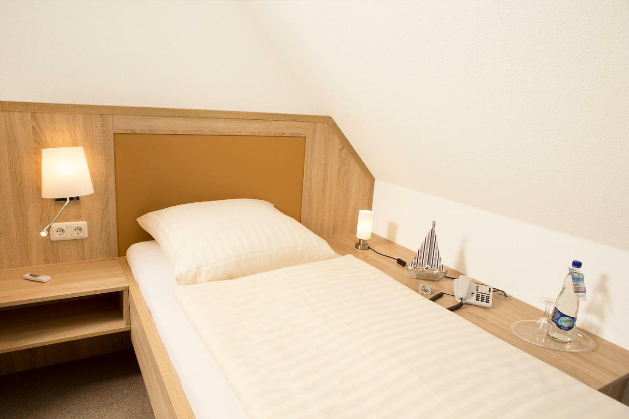 Ferienhotel Bernstein Трасенхайде Екстериор снимка